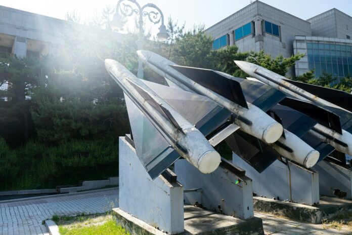 Photo by Clark Gu white and gray metal machine