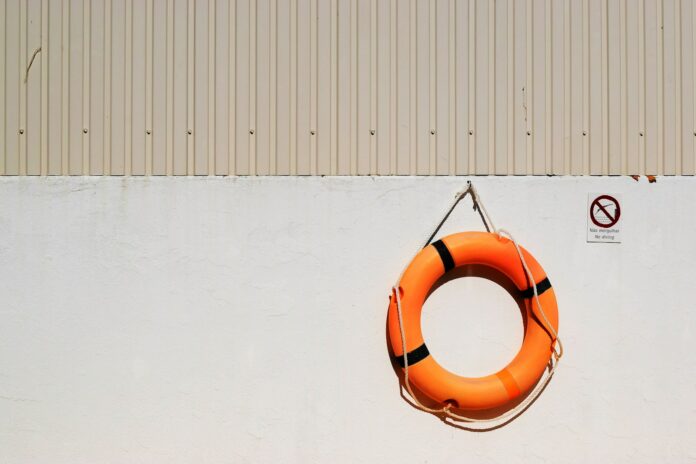 Photo by Matthew Waring round life buoy